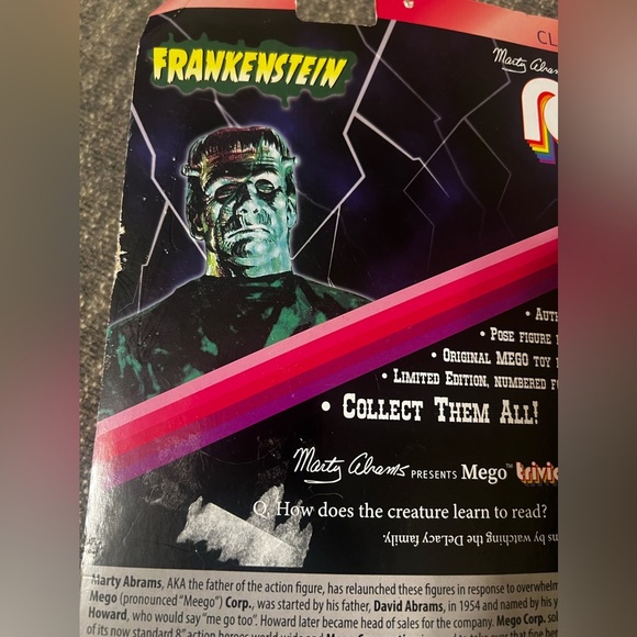 2018 Mego Classic 8” FRANKENSTEIN Action Figure - Picture 7 of 8